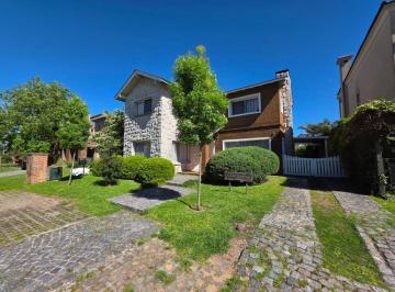 Casa de 5 ambientes, Tigre · Casa Venta Barrancas de San Jose General Pacheco Tigre Apto Credito Hipotecario