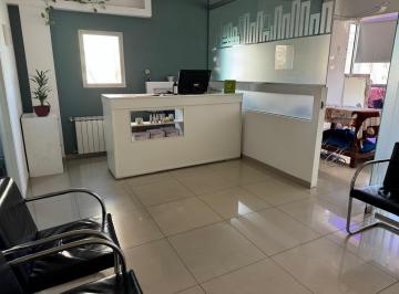 Oficina comercial · 82m² · 4 Ambientes · Oficina en Centro