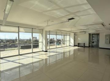 Oficina comercial · 160m² · 4 Ambientes · 2 Cocheras · Openhouse Alquila Maravillosa Oficina en Edificio Zod