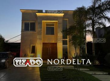 Casa · 226m² · 4 Ambientes · 1 Cochera · Casa en Venta en Los Lagos, Nordelta, Tigre