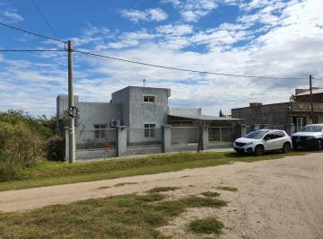 Casa · 110m² · 4 Ambientes · 2 Cocheras · Venta o Permuta Amplia Casa en Merlo San Luis