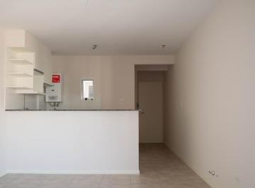 Departamento · 40m² · 2 Ambientes · Venta Departamento Semipiso un Dormitorio Balcon Categoria Ventilacion Cruzada. Lourdes