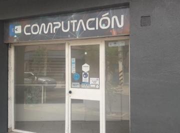 Local comercial , Ituzaingó · Alquilo en Ituzaingo, Esquina de Los Portones un Local Multipropósito.