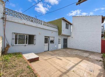 Casa · 80m² · 3 Dormitorios · Alquiler PH 4 Amb - Moreno Lado Norte