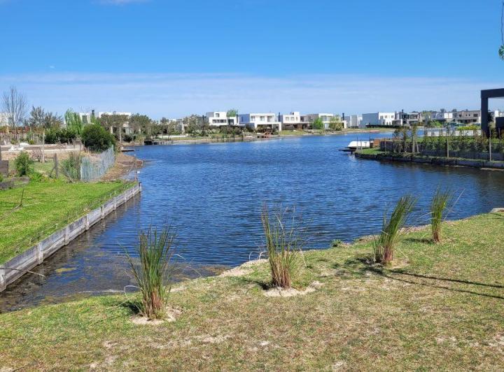 Terreno · 560m²