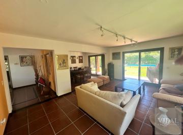 Casa · 200m² · 5 Ambientes · 3 Cocheras · Casa Venta Barrancas de San José Tigre