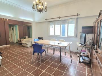 PH · 104m² · 4 Ambientes · PH 4 Ambientes Parque Chas con Parrilla y Terraza