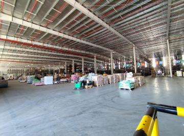 Depósito · 3m² · 2 Ambientes · 12 Cocheras · Alquiler Ferreyra (Ex R9) - Naves Logísticas Aaa C/dock - Industriales