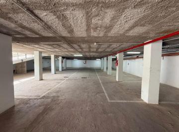 Garage · 18m² · Cochera Cubierta Sobre Av Rogelio Nores Martínez — Barrio Jardín