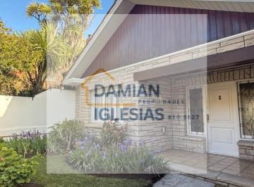 Casa · 240m² · 4 Ambientes · 2 Cocheras · Venta Chalet Marplatense Excelente a m de Guemes y Alem