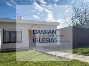 Casa · 57m² · 3 Ambientes · 1 Cochera · Venta Casa 3amb