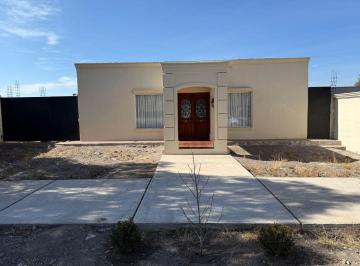 Casa de 4 ambientes, El Challao · Casa en Alquiler Permanente en El Challao