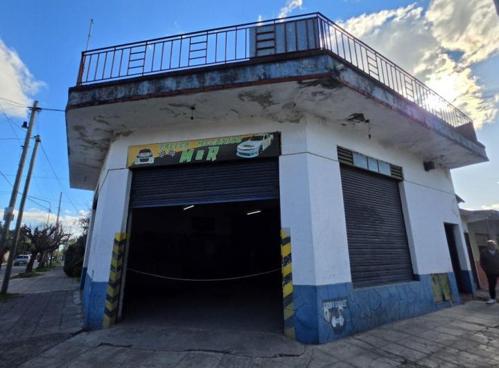 Local comercial · 150m² · 5 Ambientes · 1 Cochera