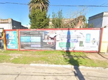 Terreno · 488m² · Lote de 11,69 m de Frente X 39.65 m de Fondo. Superficie Total de 464 m².