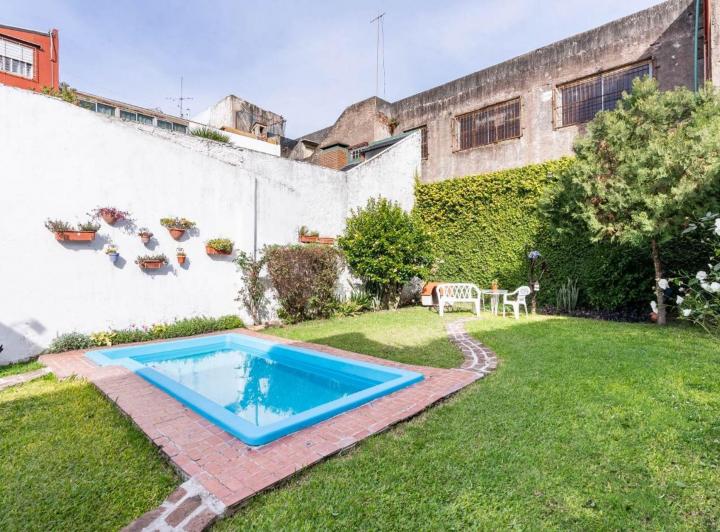 Casa · 164m² · 4 Ambientes · 1 Cochera