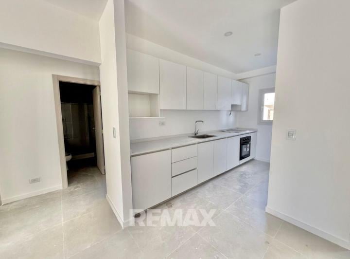 Departamento · 83m² · 3 Ambientes · 2 Cocheras