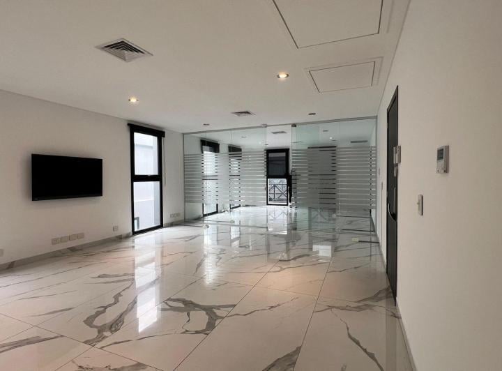 Oficina comercial · 78m² · 1 Cochera