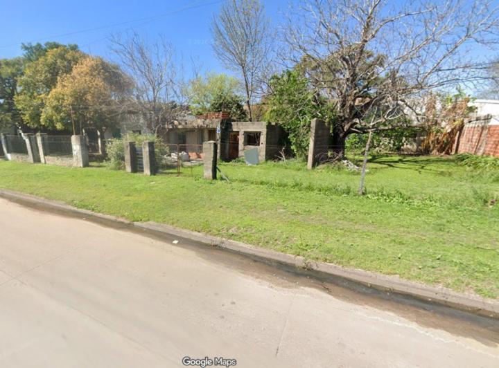 Terreno · 942m²