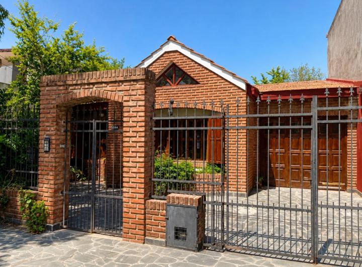 Casa · 183m² · 4 Ambientes · 1 Cochera