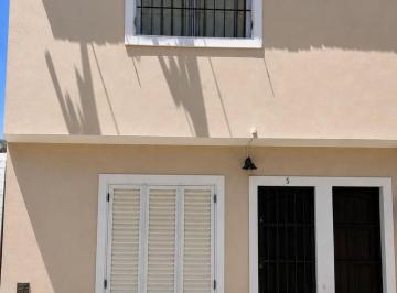 Casa · 66m² · 3 Ambientes · Venta Dúplex 3 Amb Cerca del Mar – Mar del Tuyú