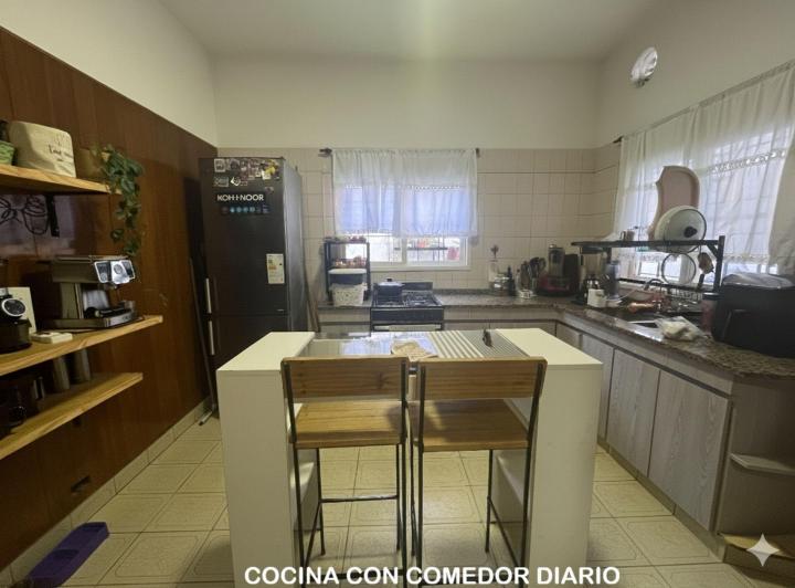 Casa · 110m² · 4 Ambientes · 1 Cochera
