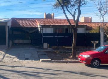 Casa · 100m² · 4 Ambientes · 1 Cochera · Venta Casa 3 Dorm. Godoy Cruz