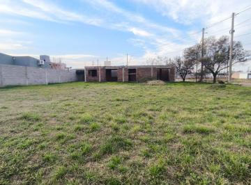 Terreno · 366m² · Venta Terreno 366 Mt en Obra B°padre Mujica V Maria