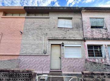 Casa · 95m² · 8 Ambientes · Dúplex en Venta – Barrio Jardín