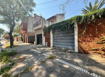 Casa · 120m² · 3 Ambientes · 3 Cocheras · Casa 3 Amb S/lote de 226 m² Lanús Permuta