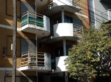 Departamento de 2 ambientes, Córdoba · Dueño Alquila Dpto. Amplio, con Balcon, Cerca de Tribunales y P. Olmos.
