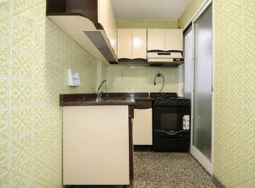 Departamento de 2 ambientes, Palermo · Apto Crédito. Era 3 Ambientes y Lo Convirtieron en 2. Bonito Edificio