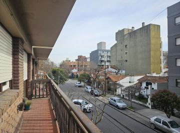 Departamento · 60m² · 3 Ambientes · Departamento 3 Amb. en Venta con Balcón Al Frente | Barrio Chauvin