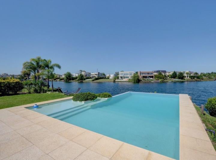 Casa en alquiler en Los Lagos · 5 ambientes