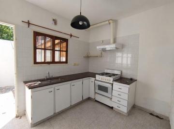 Departamento · 80m² · 4 Ambientes · 1 Cochera · Alquiler Casa Estilo Duplex San Miguel