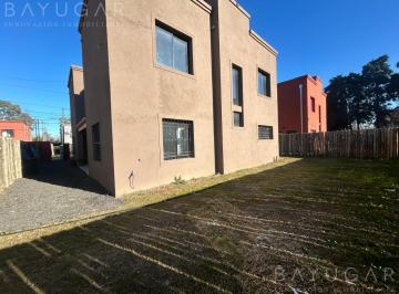 Casa · 90m² · 3 Ambientes · 1 Cochera · Dúplex 3 Ambientes en Venta - Casas del Pilar - Oportunidad