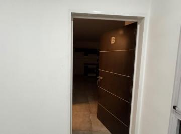 Departamento de 2 ambientes, Hurlingham · Alquiler Depto 2 Amb. Impecable. Muy Luminoso. Centro Hgham. Tiene A/a Frio - Calo