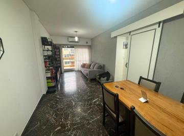 Departamento de 4 ambientes, Boedo · Departamento en Venta - 4 Ambientes con Dependencia - Reciclado - Boedo