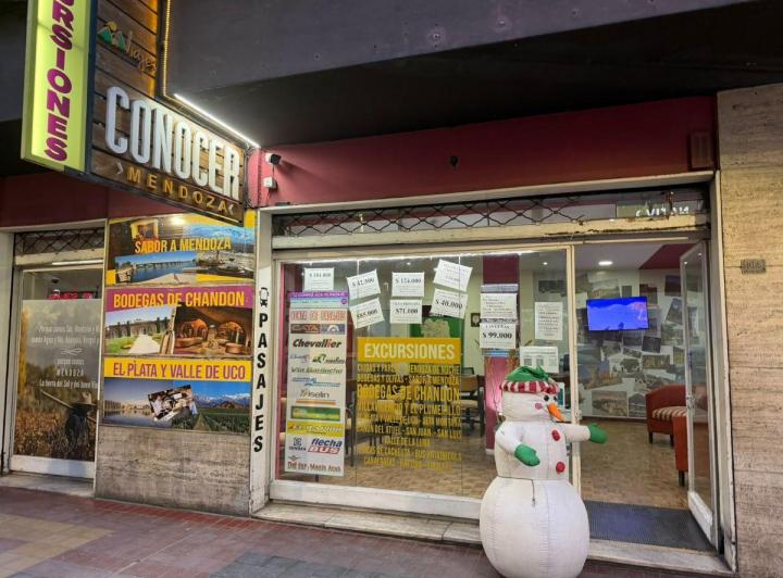 Local comercial · 96m² · 6 Ambientes · 1 Cochera