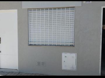 Casa · 250m² · 6 Ambientes · 5 Cocheras · Excelente Inversión - Venta 4 Dptos y 1 Local con Renta