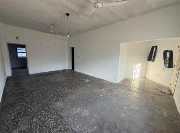 Casa · 123m² · 4 Ambientes · Casa en Venta en Lanús