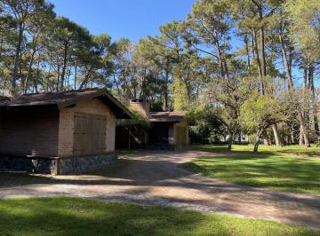 Casa · Casa en Carilo