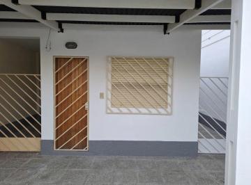 Casa de 4 ambientes, General Roca · Alquilo Vivienda Ubicada en Barrio San Cayetano Gral Roca