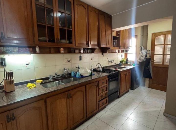 Casa · 135m² · 5 Ambientes · 1 Cochera