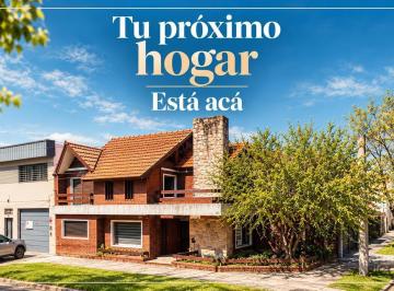 Casa · 189m² · 4 Ambientes · 1 Cochera · Casa 4 Ambientes en Venta en Felipe Amoedo 796, Esquina Torcuato de Alvear, Quilmes