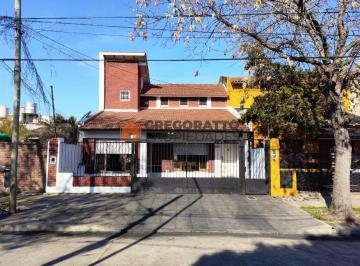 Casa · 160m² · 6 Ambientes · 2 Cocheras · Casa Venta Villa