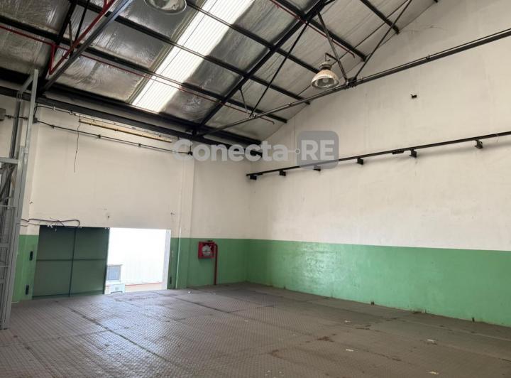 Depósito · 400m²