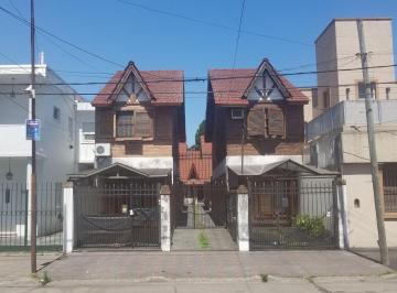 HCM-HCM-102_2 · Casa 3 Ambientes. | Pueyrredon Al 700