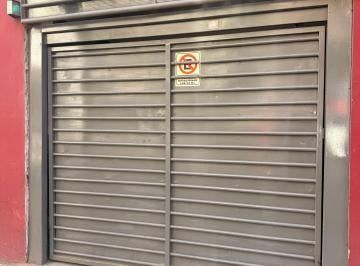 Garage , Belgrano · Cochera Fija y Cubierta Para Auto Chico. Acceso por Montacargas