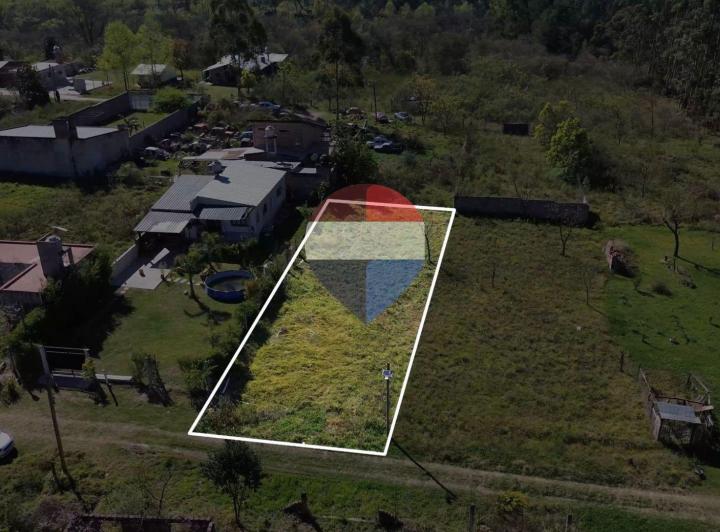 Terreno · 600m²
