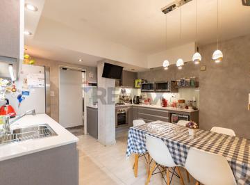 Departamento · 94m² · 4 Ambientes · Vta. Dpto. 4 Amb. C/dep. Apto Credito - Villa Crespo